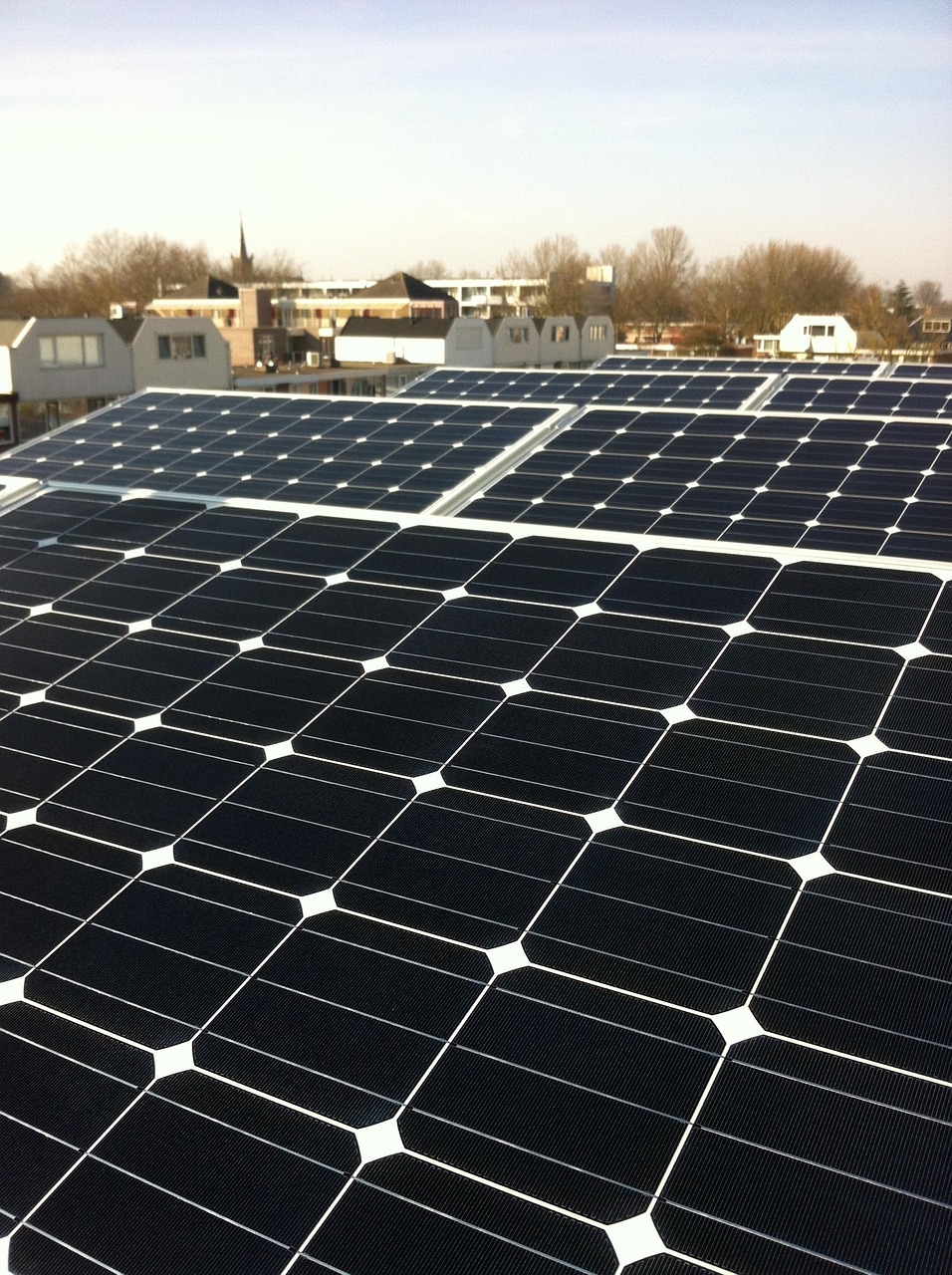 solar-panels-2813032_1280
